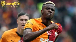 MU được cho là đã gửi lời đề nghị chiêu mộ Osimhen (Ảnh: X Galatasaray).