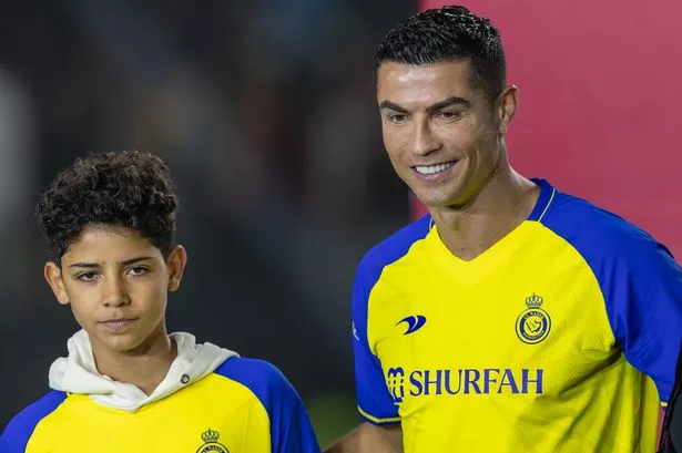 Ronaldo JR sẽ sự nghiệp của bố trong tương lai chăng?