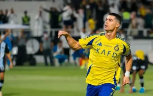 Thông tin chính thức: Ronaldo sẽ ở lại Al Nassr
